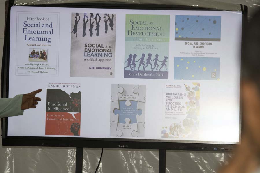 gallery grid image